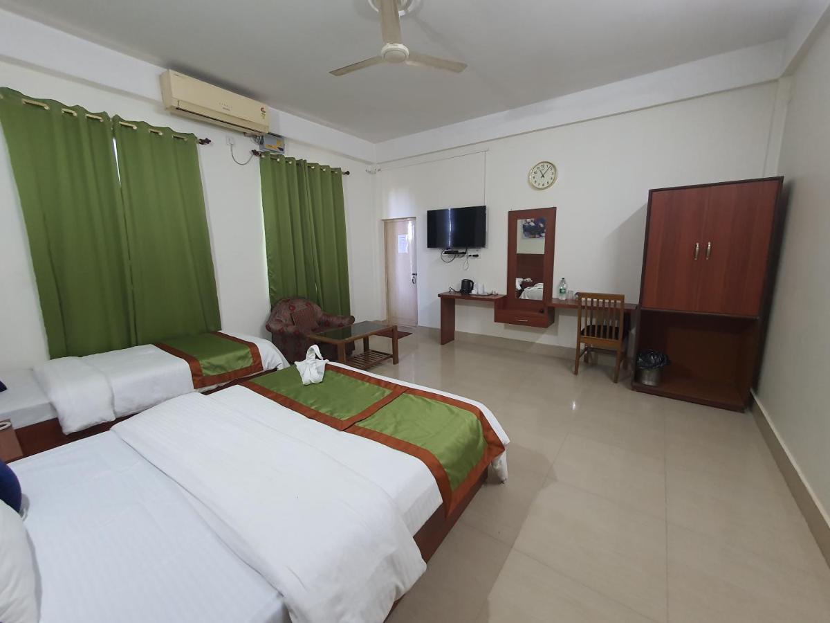 Hotel Deo Volente Sivasagar Екстер'єр фото