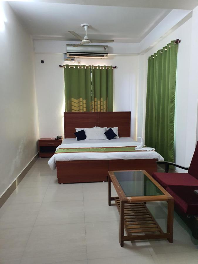 Hotel Deo Volente Sivasagar Екстер'єр фото