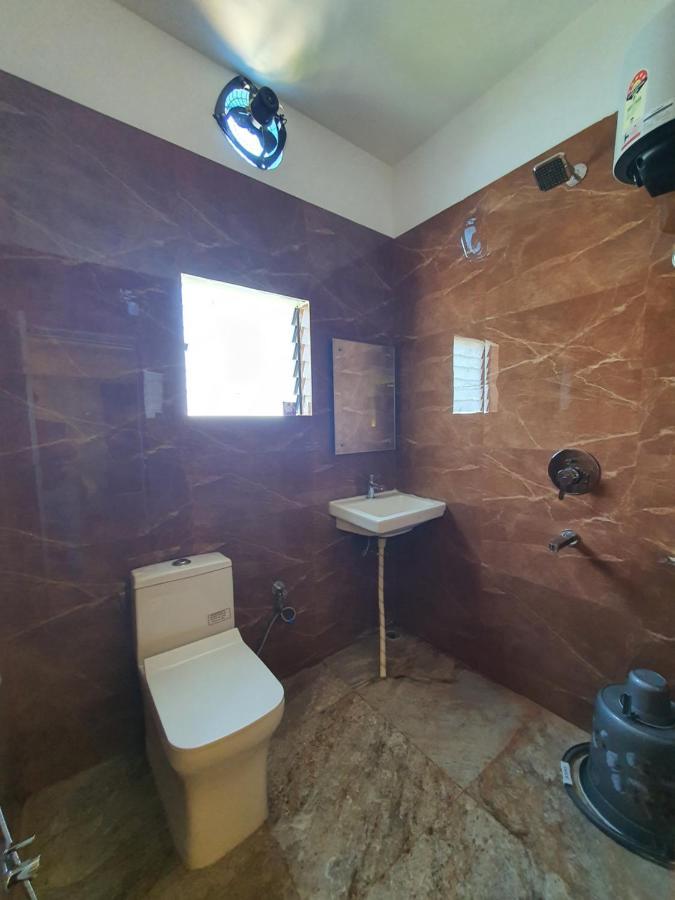 Hotel Deo Volente Sivasagar Екстер'єр фото