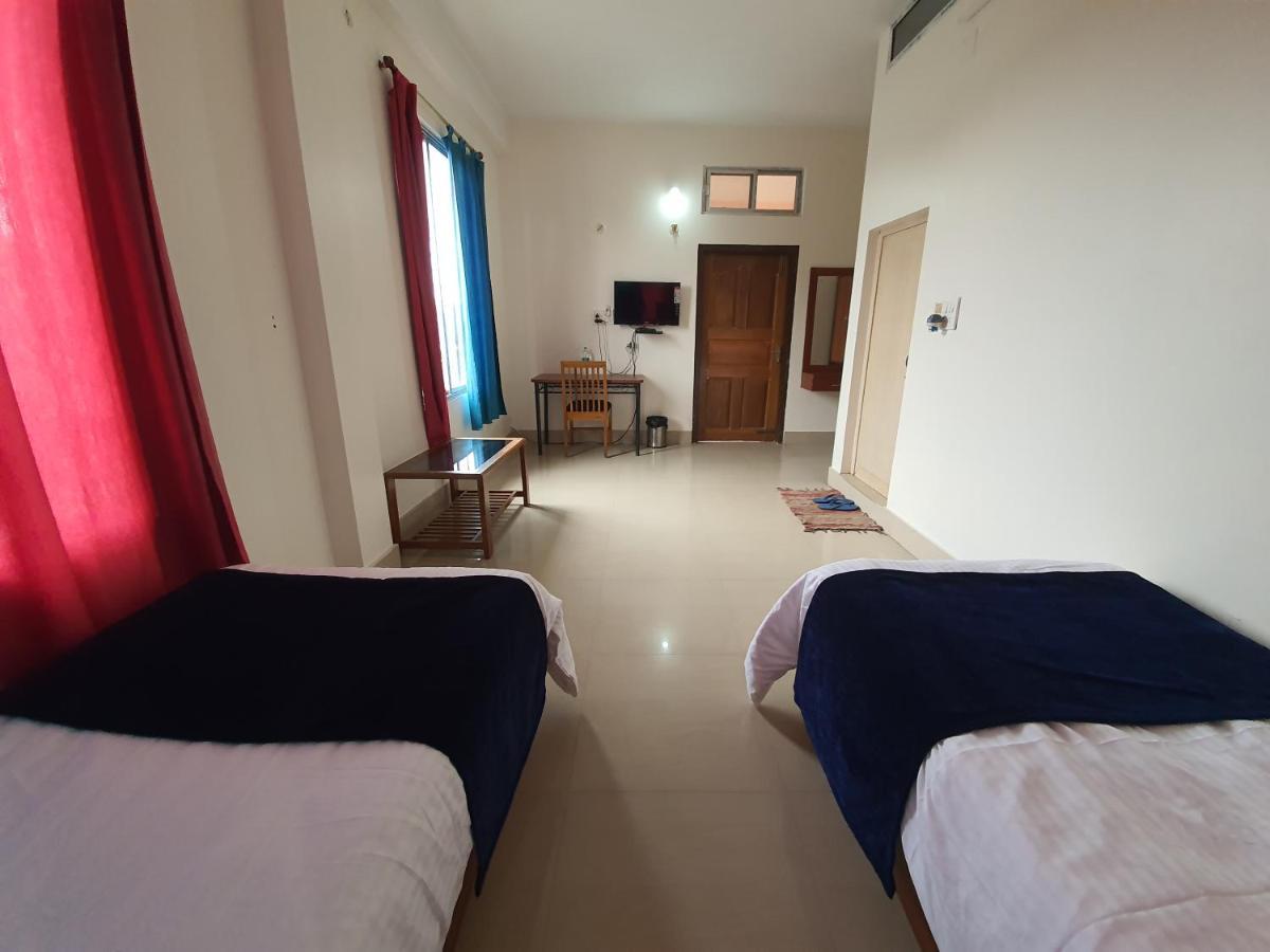 Hotel Deo Volente Sivasagar Екстер'єр фото